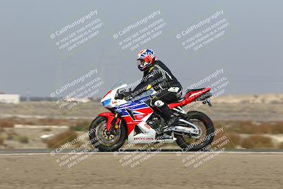 media/Nov-03-2025-Lets Ride (Mon) [[4d74c1c4d3]]/B Group/1220pm (Wheelie Bump)/